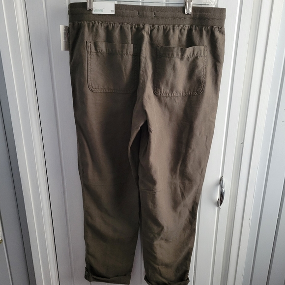 Maurices Olive Green Weekend Pants - Picture 2 of 6